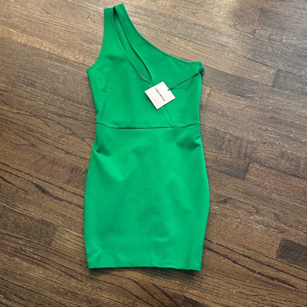 Superdown One-Shoulder Green Dress